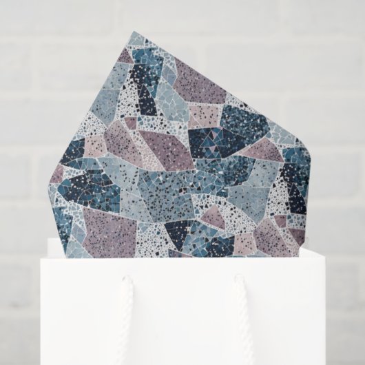 Abstraktes Terrazzo-Design von Blau und Mauve Seidenpapier (Geschenktüte)