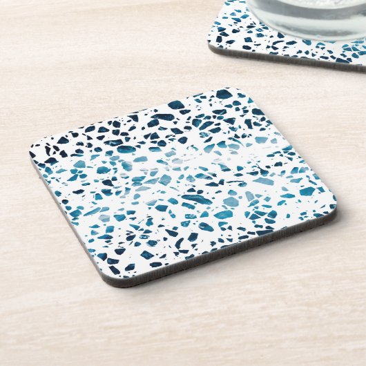 Abstraktes Terrazzo Mosaic Navy & Light Blue Muste Getränkeuntersetzer (Linke Seite)