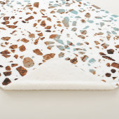 Abstraktes Terrazzo Mosaic Rust Brown & Blue Muste Sherpadecke (3/4)