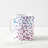 Abstraktes Terrazzo Mosaik Pink & Blue Muster Kaffeetasse (Vorderseite Links)