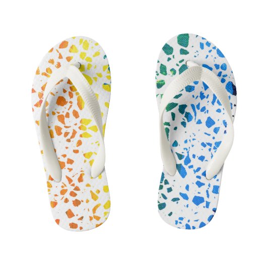 Abstraktes Terrazzo-Mosaik-Rainbow-Muster Kinderbadesandalen (Fußbett)
