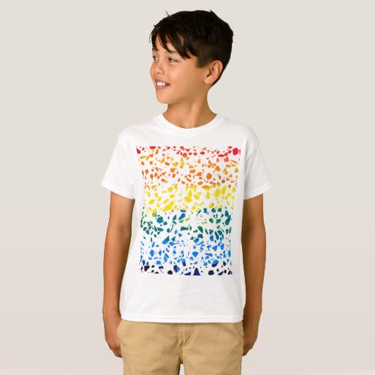 Abstraktes Terrazzo-Mosaik-Rainbow-Muster T-Shirt (Vorne ganz)