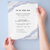 Abstraktes und Minimalistisches blaues Wasser Flyer (Hand)