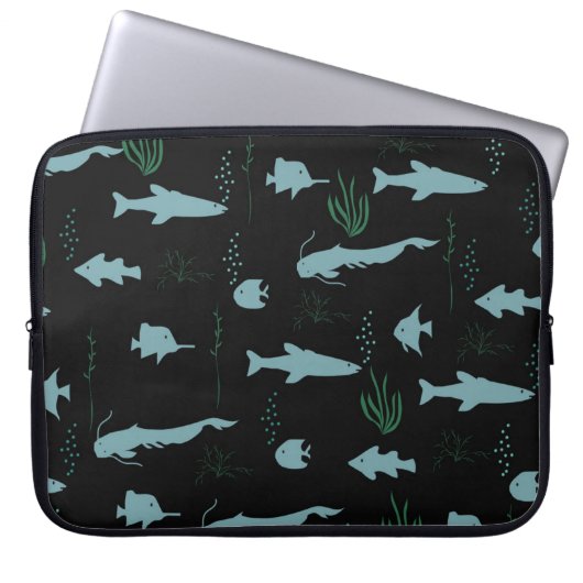Abstraktes Unterwassermuster mit Fischen und Algen Laptopschutzhülle (Vorderseite)