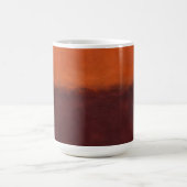 Abstraktes verbranntes oranges Horizont Kaffeetasse (Mittel)