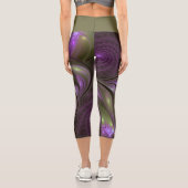 Abstraktes Violett Lila Khaki Fraktal Capri Leggings (Rückseite)