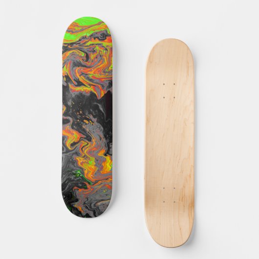 Abstraktes Wavy Holographic Iridescent Pattern Skateboard (Vorderseite)