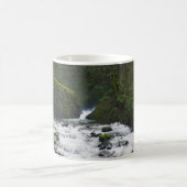 Absturz von Bridal Veil Falls, OR Kaffeetasse (Mittel)
