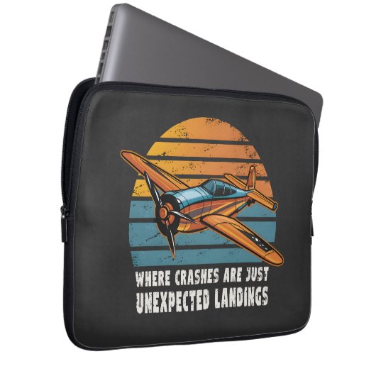 Abstürze sind unerwartete Landungen Funny RC Flugz Laptopschutzhülle (Vorne Rechts)