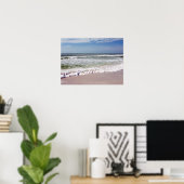 Abstürze von Wellen am Sandy Beach Poster (Heimbüro)
