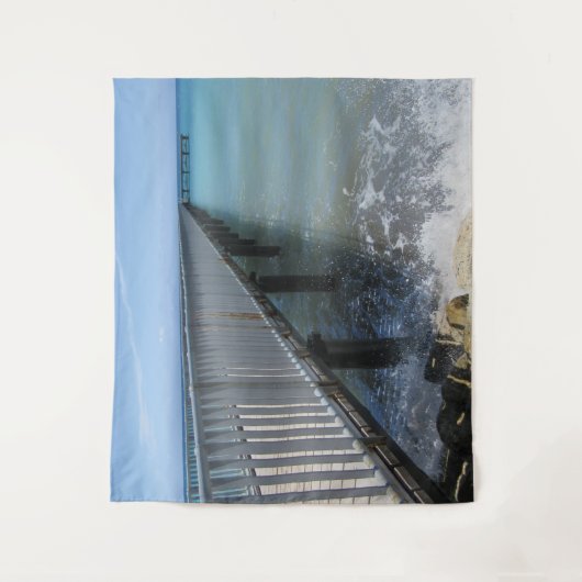 Abstürzen von Wellen auf Wharf-Design Wandteppich (Vorderseite)