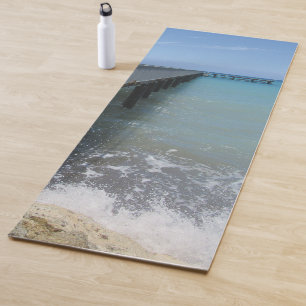 Abstürzen von Wellen auf Wharf-Design Yogamatte