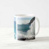 Absturzsurfen auf Felsen, Aquamarines Wasser, Küst Kaffeetasse (VorderseiteRechts)