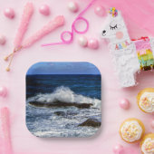 Absturzwelle auf der Rockformpapier-Platte Pappteller (Party)