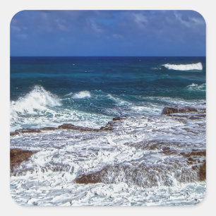 Absturzwellen auf Rocks-Quadrat-Aufkleber Quadratischer Aufkleber