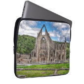Abtei ancient Tintern, Zisterzienserkloster, Wales Laptopschutzhülle (Vorne Rechts)