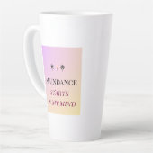 Abundance Mindset – Flowers of Abundance Milchtasse (Linke Ecke)