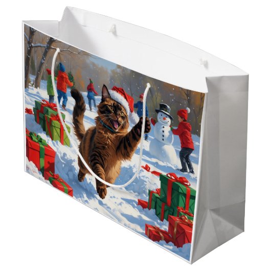 Abyssinian Cat Weihnachtsfest Schneeszene Große Geschenktüte (Rückseite Schrägansicht)