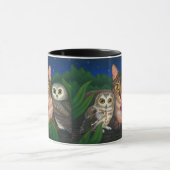 Abyssinische Katze sah Whet Tasse (Zentrum)