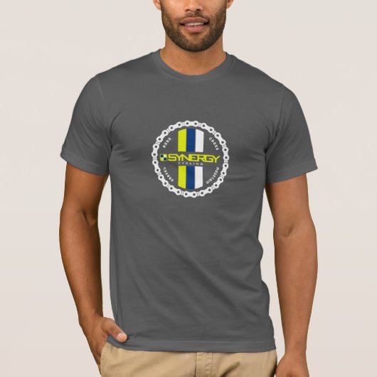 Abzeichen auf grauem Medium T-Shirt (Vorderseite)