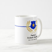 Abzeichen für Thin Blue Line-Polizei mit eigener M Kaffeetasse (VorderseiteRechts)