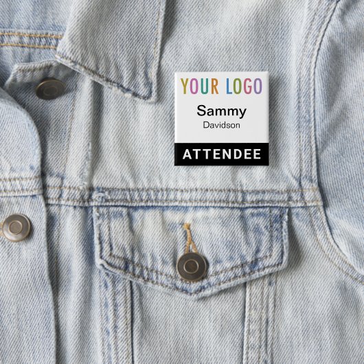 Abzeichen mit dem Namen des Teilnehmers mit dem Sc Button (Beispiel)