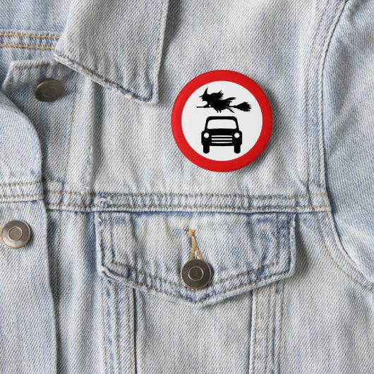 Abzeichen mit Hexenwarnung Button (Beispiel)