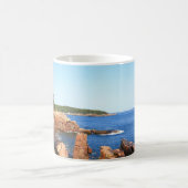 Acadia Rocky Beach in der Nähe von Thunder Hole Kaffeetasse (Mittel)