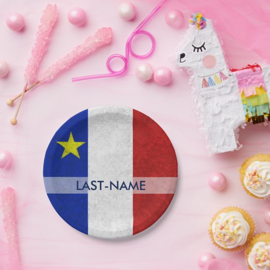 Acadian Flag Surname Distressed Grunge Personalize Pappteller (Party)