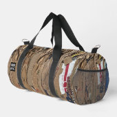 Accessories > Bags & Wallets > Gym & Duffel Bags Duffle Bag (Rechte Ecke)
