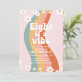 Acht ist ein Vibe Groovy daisy Regenbogen 8. Gebur Einladung (Stehend Vorderseite)