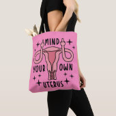 Achten Sie auf Ihre eigene Uterus Feminist Pro Wah Tasche (Von Nahem)
