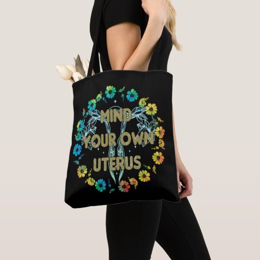 Achten Sie auf Ihren eigenen Uterus Tasche (Von Nahem)