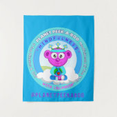 Achtsamkeit mit Lillaquin auf dem Planeten Flüchti Wandteppich (Vorderseite)