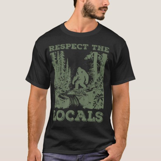 Achtung: Bigfoot Sasquatch Yeti Wandern T-Shirt (Vorderseite)