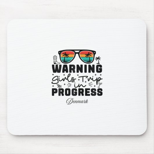 Achtung Mädchen-Trip im Gange Urlaub Dänemark Mousepad (Vorne)