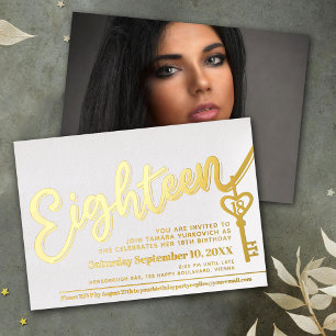 Achtzehn Skripttext-Schlüssel 18. Geburtstag Gold Folieneinladung