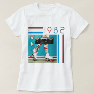 Achtzigerjahre Retro Boom-Kasten-und T-Shirt