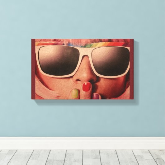 Achtziges Retro-Modemädchen Leinwanddruck (Insitu (Holzboden))