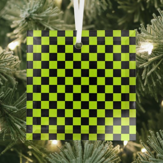 Acid green black checkerboard pattern ornament aus glas (Insitu)