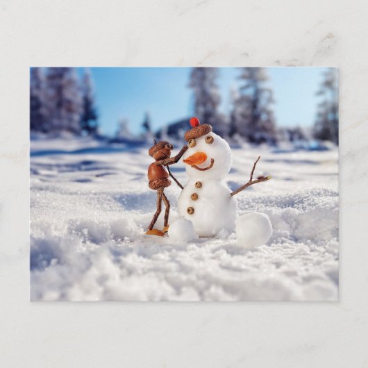 Acorn Elf macht einen Schneemann Winterpostkarte Postkarte (Vorderseite)