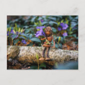Acorn elf Mädchen mit Blume Postkarte (Vorderseite)