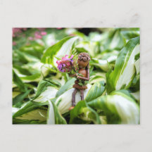 Acorn elf Mädchen mit Blume Postkarte