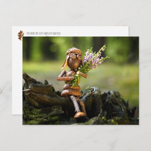 Acorn elf Mädchen mit Blume Postkarte (Vorne/Hinten)