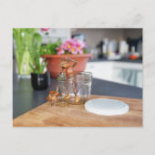 Acorn elf mit seinem Hund in der Küche Postkarte (Vorderseite)