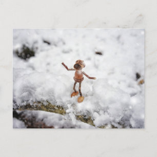 Acorn elf Schnee essen - Winterpostkarte Postkarte