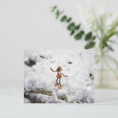 Acorn elf Schnee essen - Winterpostkarte Postkarte (Stehend Vorderseite)