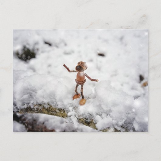 Acorn elf Schnee essen - Winterpostkarte Postkarte (Vorderseite)