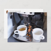 Acorn elf trinkt Kaffee aus der Kaffeemaschine Postkarte (Vorne/Hinten)