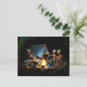 Acorn-Elfen rund um das Lagerfeuer am Campingplatz Postkarte (Stehend Vorderseite)